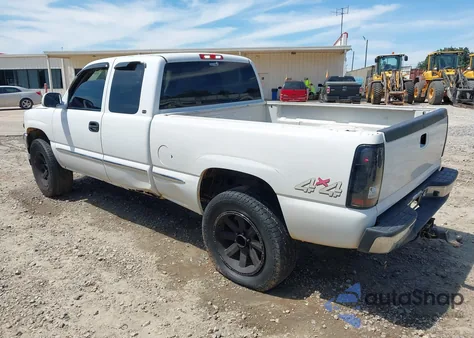 1999 GMC Sierra 1500 Sle z USA, uszkodzony, nr VIN 2GTEK19T2X1543111